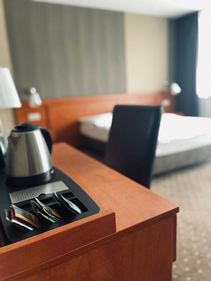 Papaver Hotel Ślesin Εξωτερικό φωτογραφία