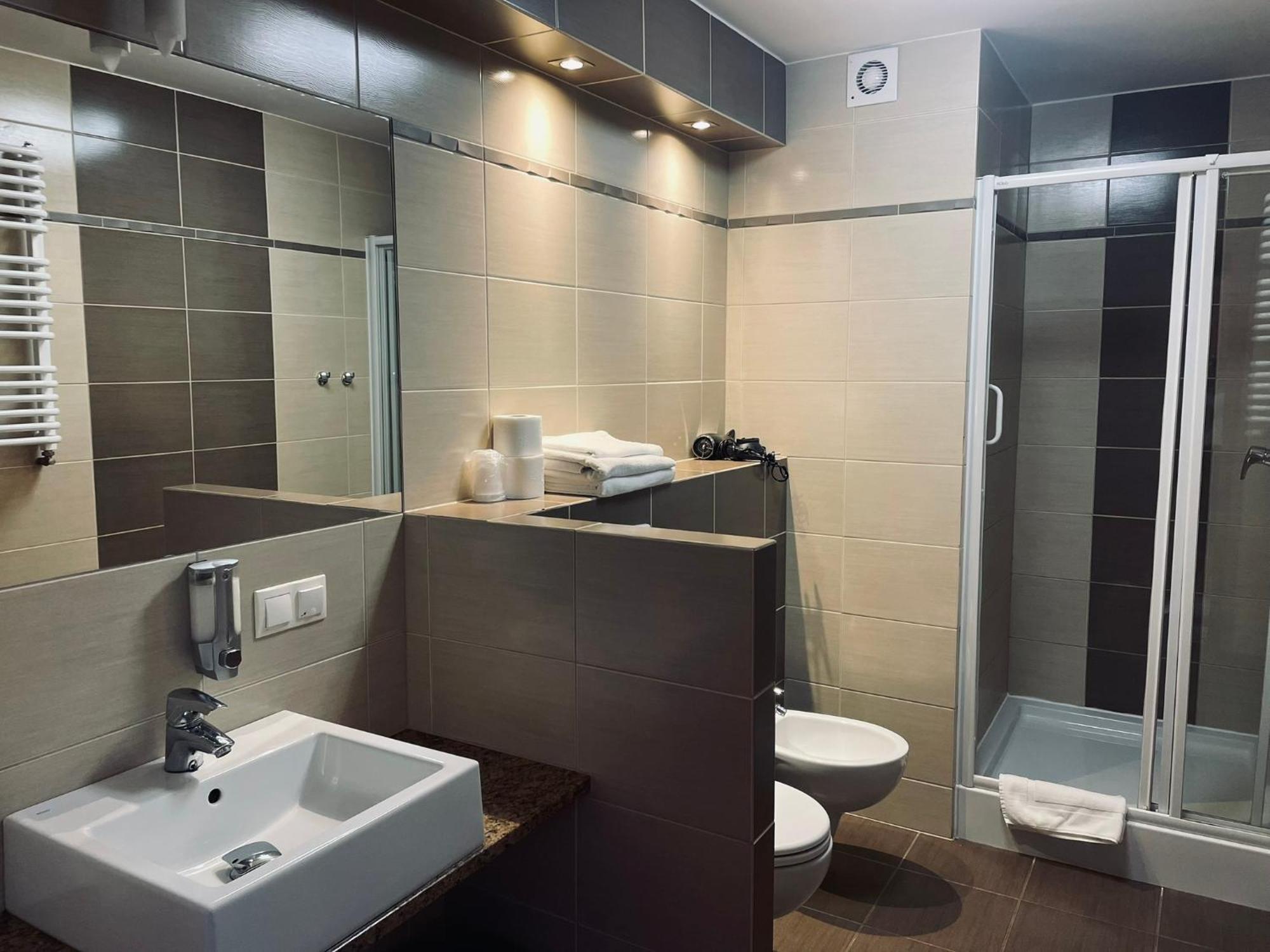 Papaver Hotel Ślesin Εξωτερικό φωτογραφία