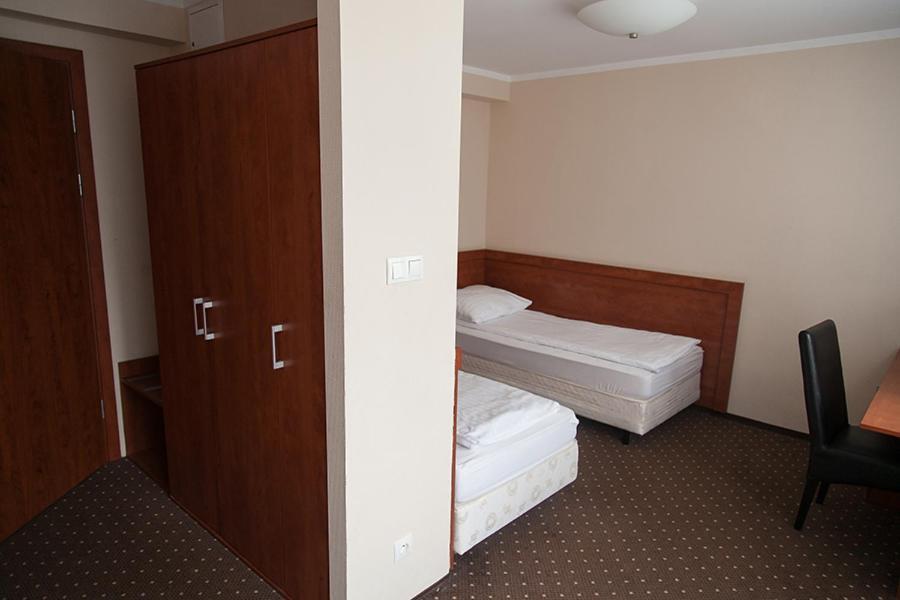 Papaver Hotel Ślesin Εξωτερικό φωτογραφία