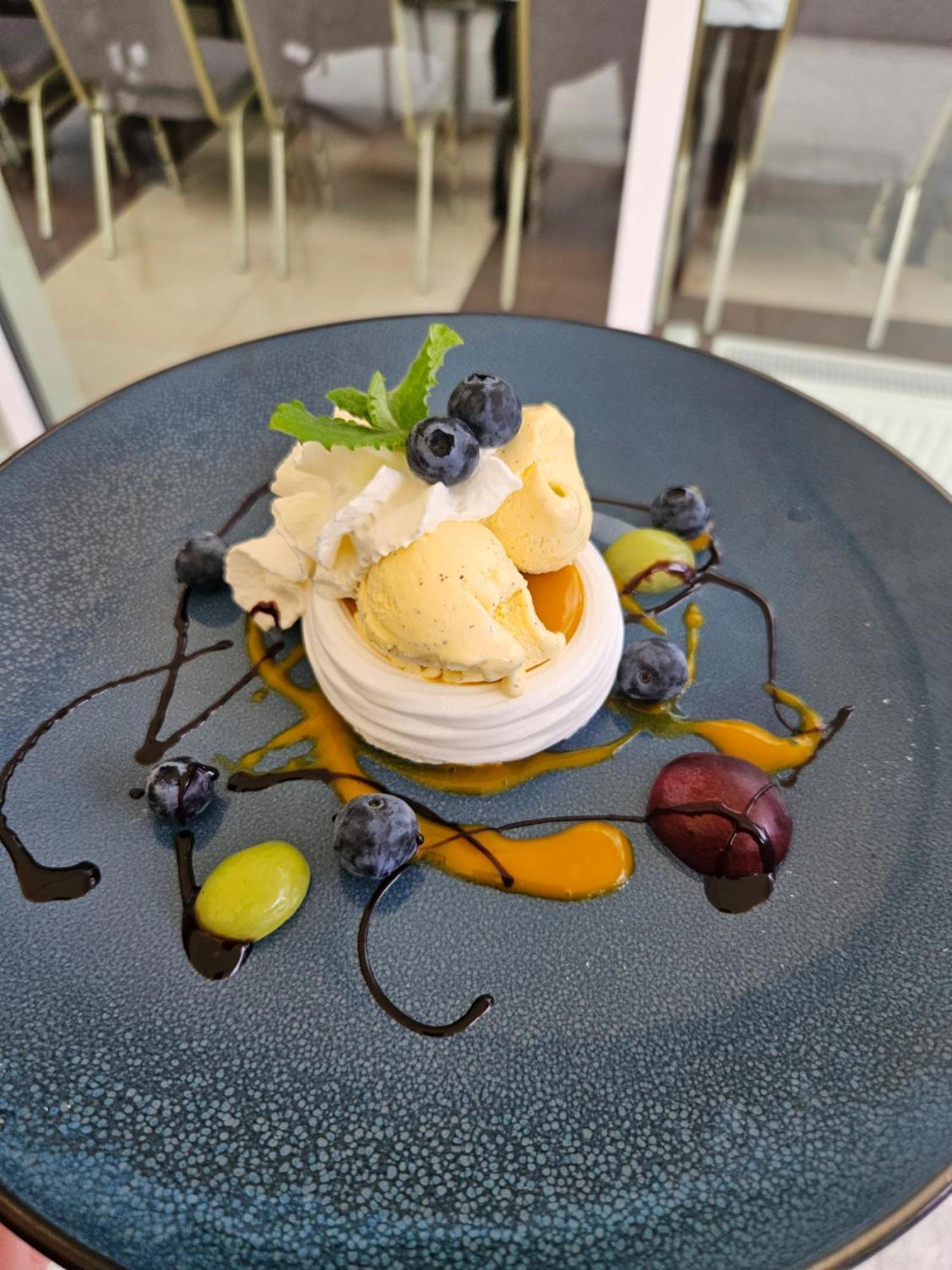 Papaver Hotel Ślesin Εξωτερικό φωτογραφία