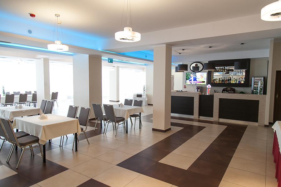 Papaver Hotel Ślesin Εξωτερικό φωτογραφία